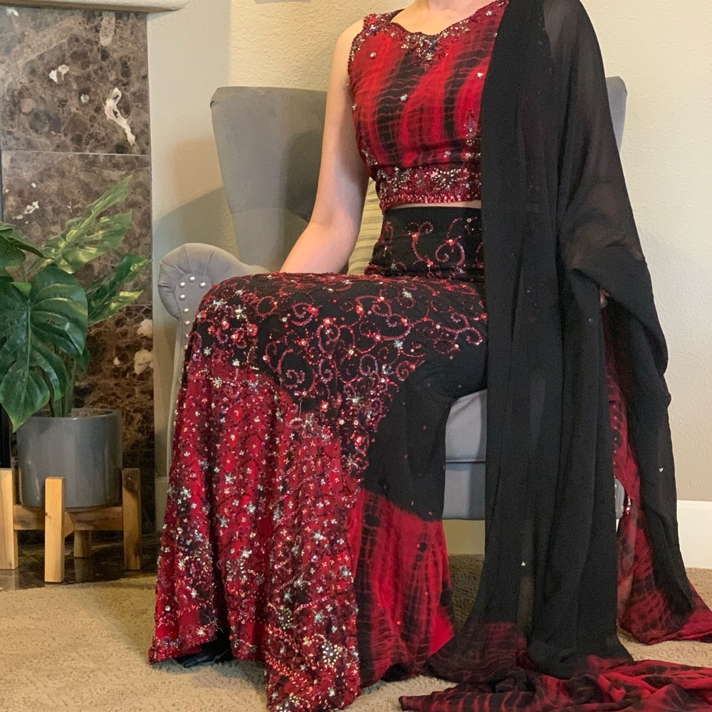 Lehngha choli